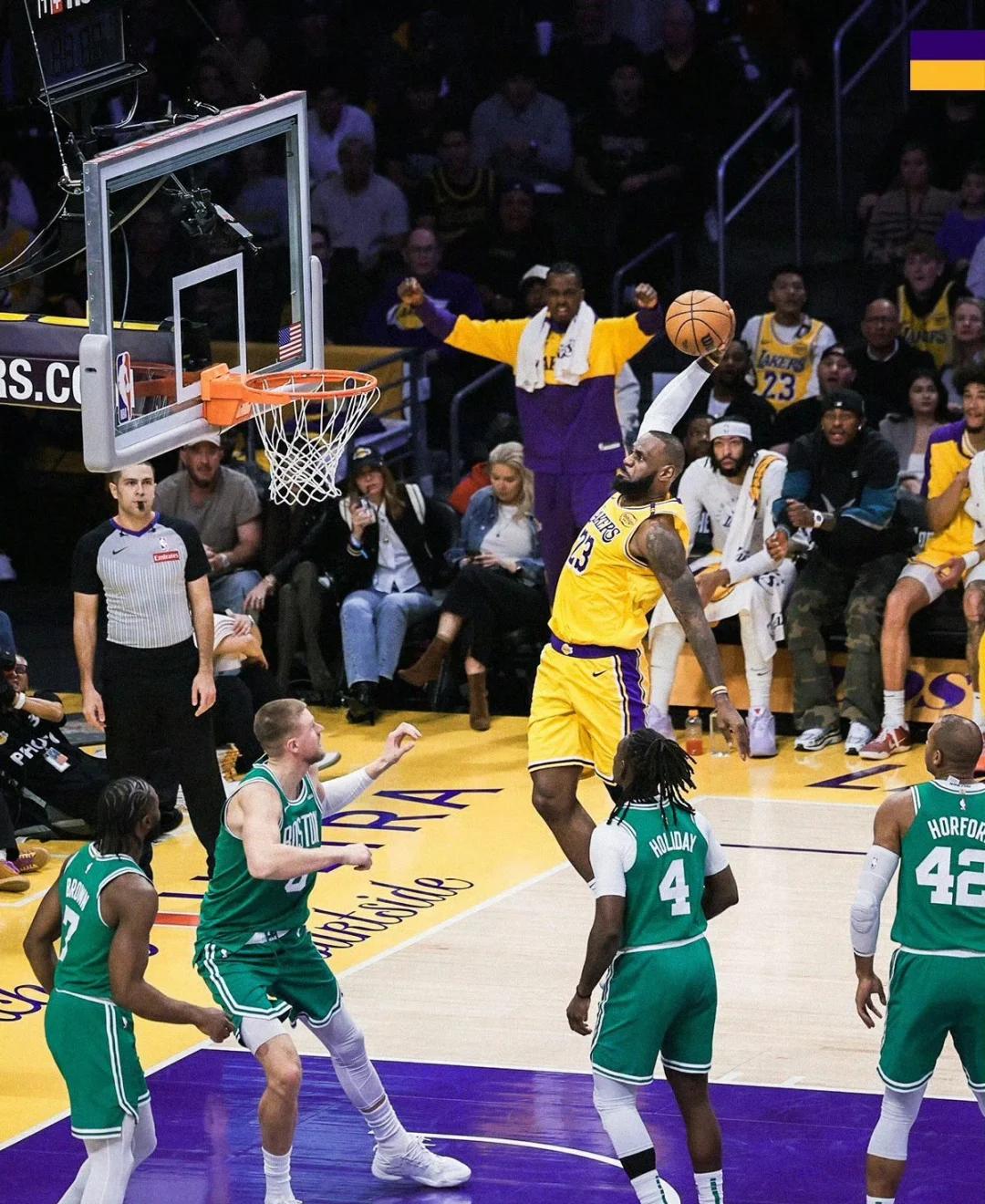 凯尔特人复出首战,雄鹿状态火爆,浓眉哥成为焦点!