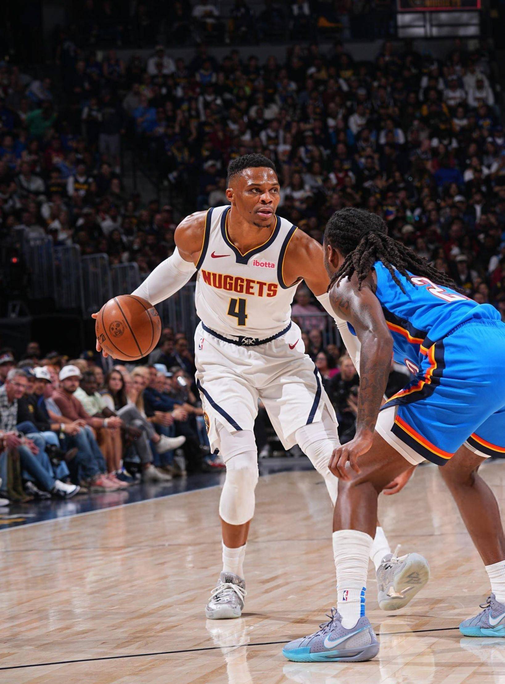 威少绝杀时刻,刷新队史纪录点燃赛场,76人迎来胜利!